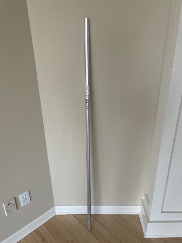 Adult STX SC-TI R Defense 60” Shaft (Used)