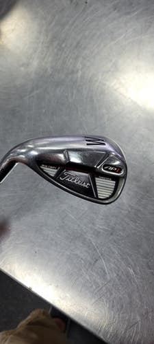 Used Titleist AP1 710 Golf Wedge Mens LH Pitching Wedge 11497-S000155192