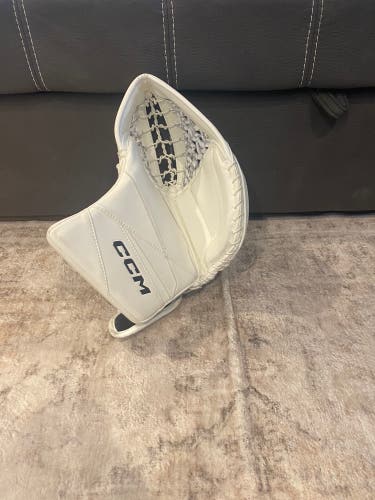 CCM Axis 2 Regular Pro Stock (NHL Sample Glove New)