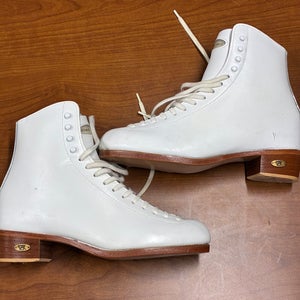 Riedell 320 Figure Skates I Adult 7.5 I (New)
