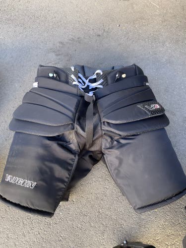 XXL 2025 Vaughn V10 Pro Carbon Goalie Leg Pads (Used)