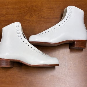 Riedell 220 Figure Skates Adult 7 I (New)