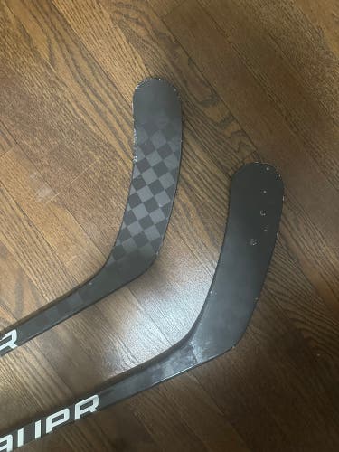 Senior Bauer Vapor Hyperlite 2 Left Hand Hockey Stick P92 95 Flex (Used)