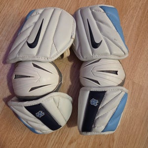 Large Nike Vapor Elite Arm Pads (Used)