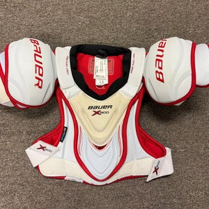 Hockey Player Shoulder Pads - BAUER