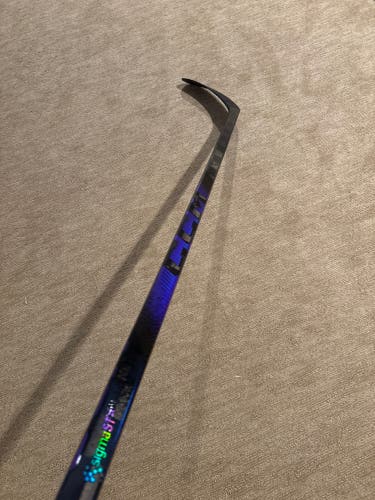Intermediate CCM Ribcor Trigger 10 Pro Right Handed Hockey Stick P29 55 Flex (New)