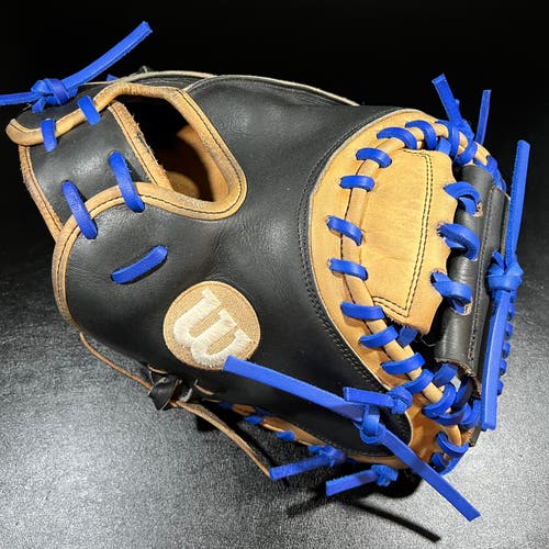 Wilson A2000 RH Catcher's Baseball Glove 33" (Used)