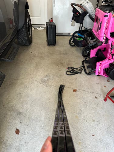 Senior CCM Ribcor Trigger 9 Left Hand Hockey Stick P28 70 Flex Pro Stock (New)