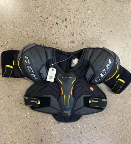 Men's Senior Medium CCM Tacks 9080 Shoulder Pads (Used)