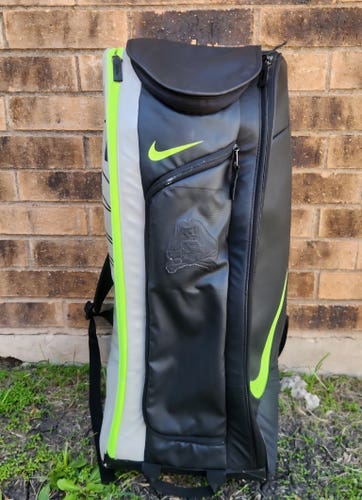 Rare-Nike Court Tech 1 Tennis Racquet Bag, Volt Green & Silver, Tour, Cool Lined