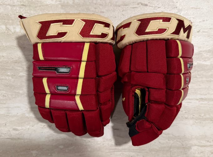 CCM Tacks 4 Roll Pro Gloves (USED)