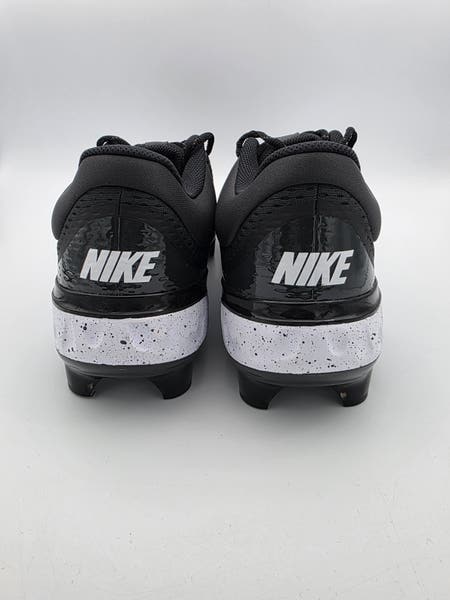 Nike Alpha Huarache Elite 4 Low MCS  display picture 2