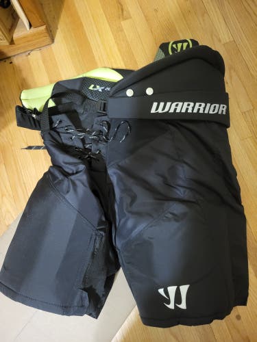 Men's Senior Medium Warrior Alpha lx 20 Hockey Pants (New)