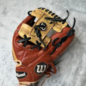Brown Wilson A500 RH Infield Baseball Glove 11" (Used)
