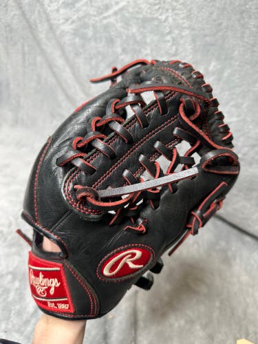 Black Rawlings R9 RH Outfield Baseball Glove 11.5" (Used)