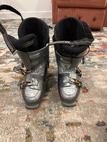 Men's Nordica Ski Boots Soft Flex (Used)