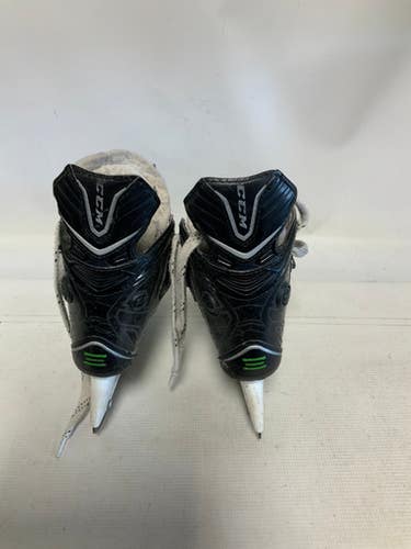 Used CCM RIBCORE MAXX PRO Junior Hockey Skate Junior 03.5 11823-S000037131