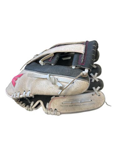 Used Easton GFY10PK BB/SB Glove RH Throw White And Grey 10" 11862-S000092653