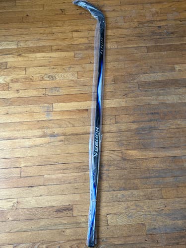Senior Bauer Vapor Flylite Right Handed Hockey Stick P92 77 Flex (New)