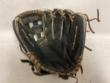 Used Akadema ASD111 Baseball Glove RH Throw Black 11" 11855-S000198810