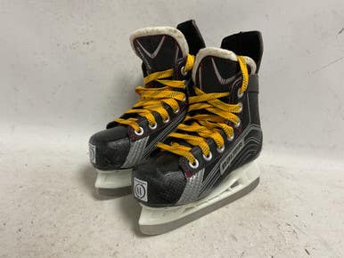 Used Bauer X200 Youth Hockey Skate Youth 11.0 11855-S000198793