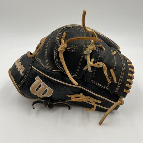 Wilson A2000 B2 12” Pitchers Infield Baseball Glove