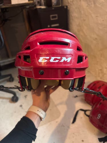 Medium CCM Helmet (Used)