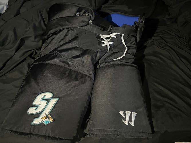 Senior XL Warrior Covert Hockey Pants Pro Stock (Used)