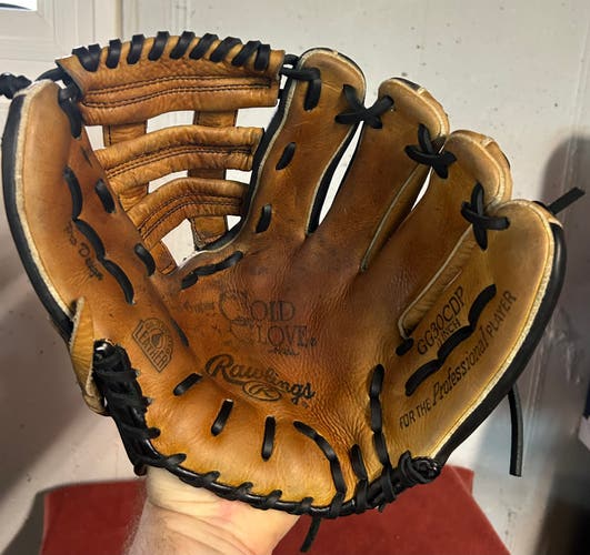 Rawlings Gold Glove Series glove. RHT 13” GG30CDP