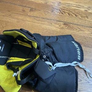 Men's Junior Medium Bauer Supreme 3S Hockey Pants (Used)