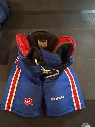 Senior Medium CCM HP45 Hockey Pants (Used)