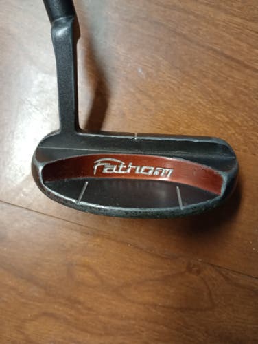 Gray Men's Right Handed Putter 35" (Used)