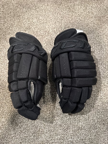 CCM 14 Maxx 2.0 Gloves Blackout Senior