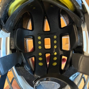 Cascade CS-R Youth Helmet (Used)