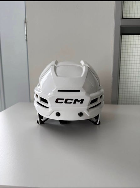 Medium CCM Tacks 720 Helmet (New)
