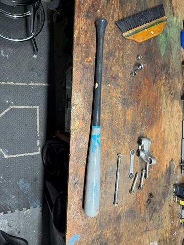 2025 Victus Tatis Maple BBCOR Certified Bat (-3) 29 oz 32" (Used)