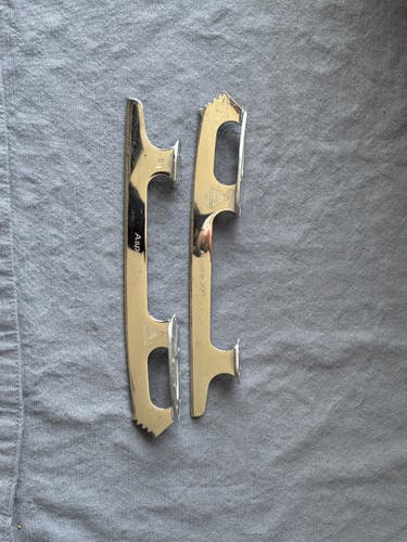 Jackson Ultima Aspire XP Figure Skating Blades 8" - BLADE ONLY