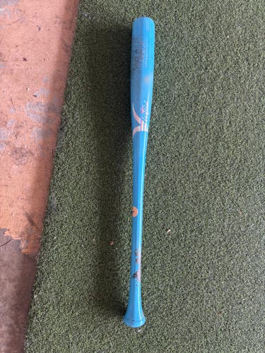 2025 Victus JRod Pro Maple Bat (-8) 21 oz 29" (Used)