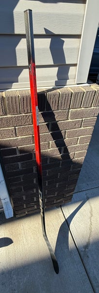 Intermediate CCM JetSpeed FT8 Pro Left Hand Hockey Stick P28 55 Flex (New)