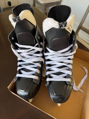 Bauer Nexus 4000 Hockey Skates 6 (Used)