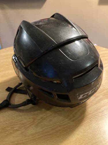 CCM Vector V08 Helmet - L (Used)