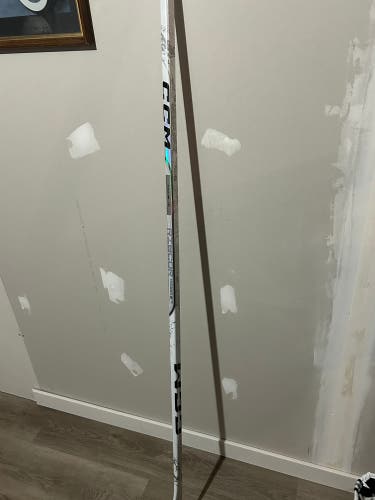 Senior CCM Ribcor Trigger 9 Pro Right Handed Hockey Stick P29 75 Flex (New)