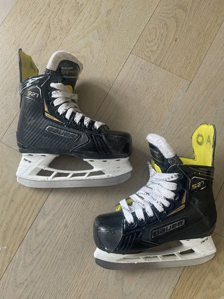 Bauer Supreme S27 Hockey Skates Regular Width 10 (Used)