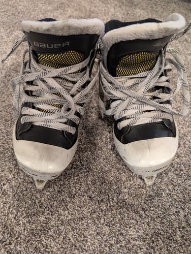 Bauer Supreme One.7 goalie skate