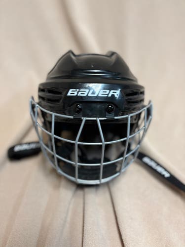 XS youth Bauer Prodigy Helmet (Used)