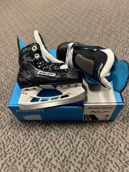 Bauer Youth XLP Hockey Skates Regular Width 6 (New)
