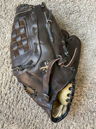 RH Baseball Glove 12.5" (Used)