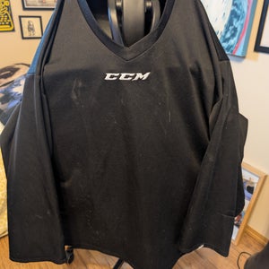 Black Goalie Cut Men's Jersey (Used)