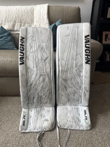 34" 2024 Vaughn SLR4 Pro Goalie Leg Pads (Used)