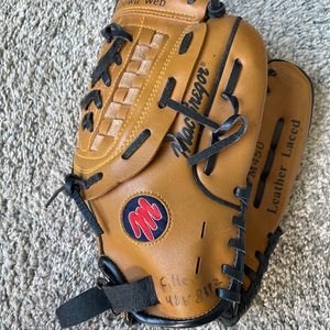 RH Baseball Glove 11" (Used)